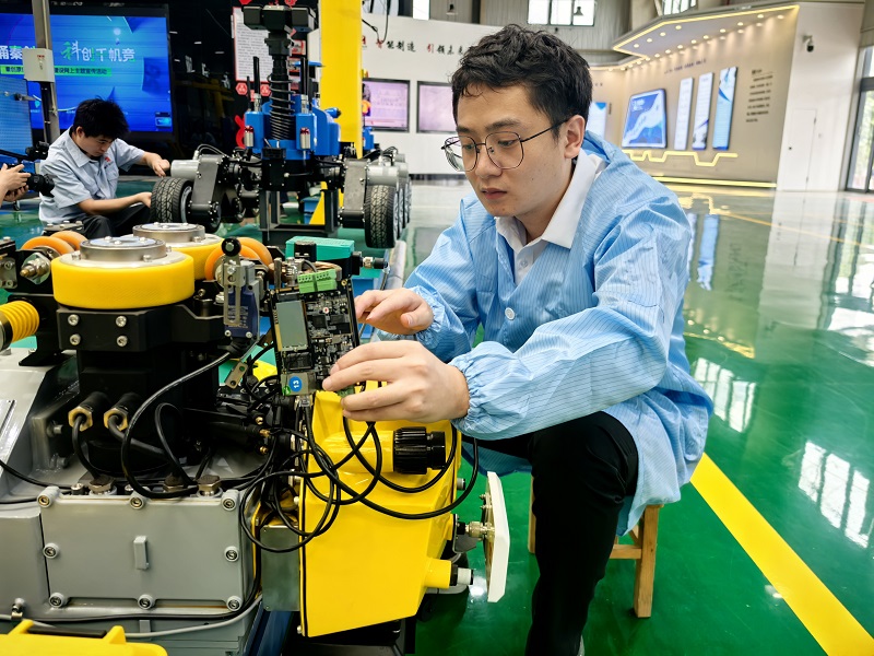 “培、用、效”——解鎖陜西建材科技的人才管理“秘籍”